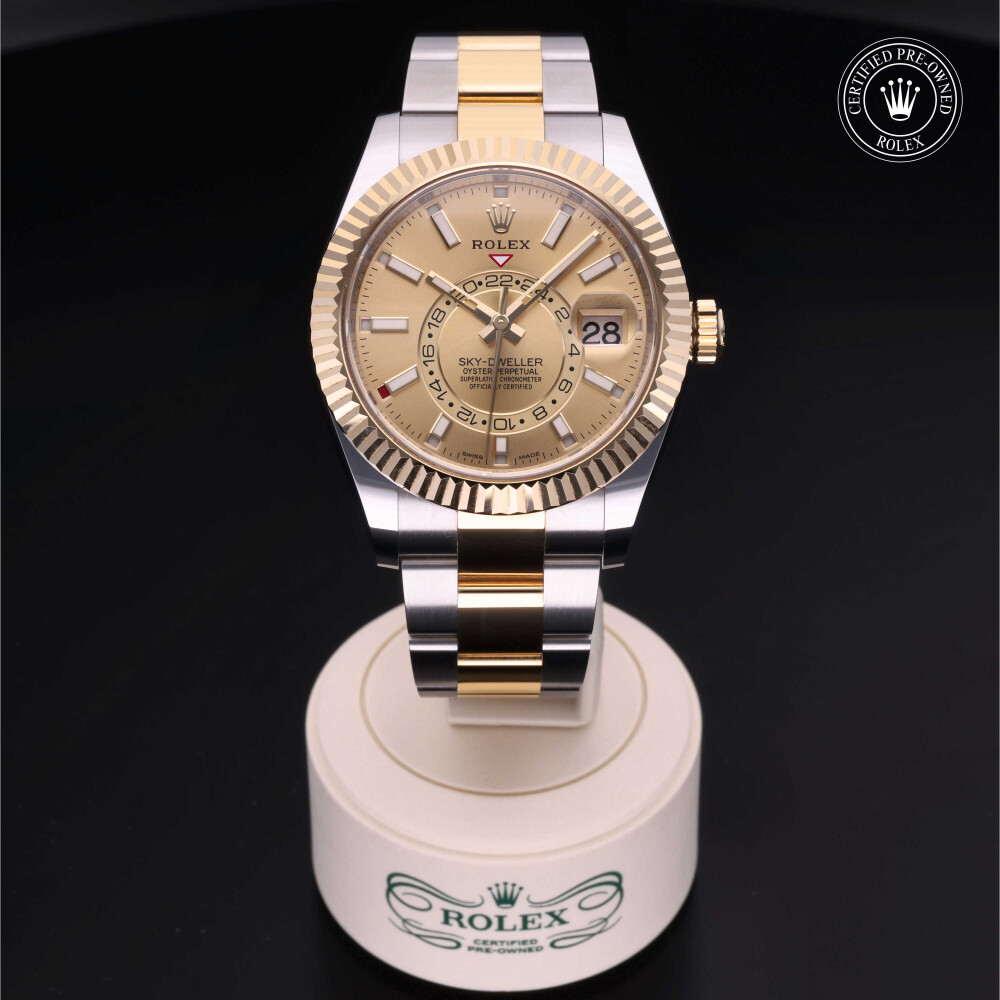 Sky dweller two discount tone champagne dial