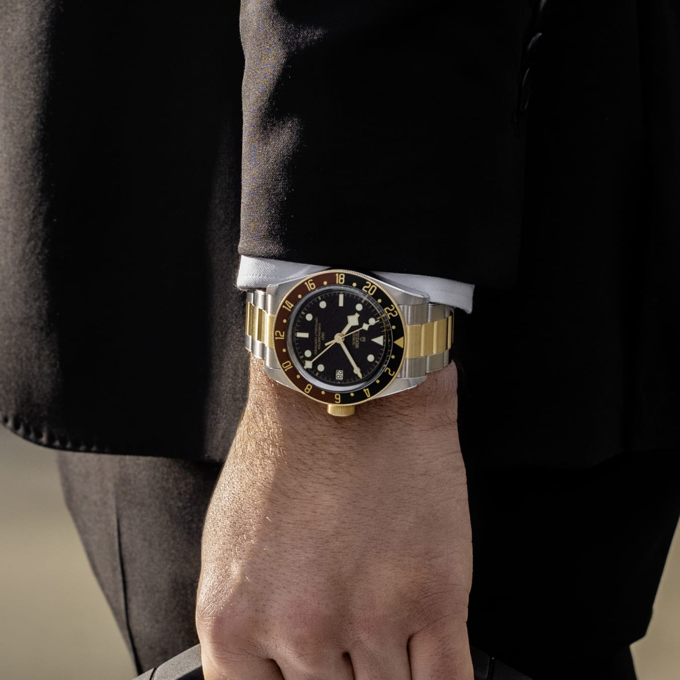 Black Bay GMT S G M79833MN 0001